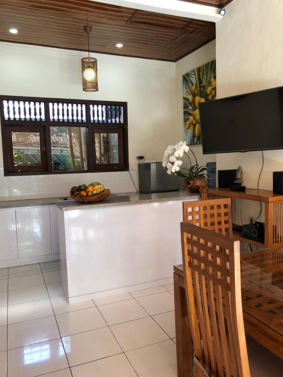 Villa Ariana Seminyak Exteriör bild