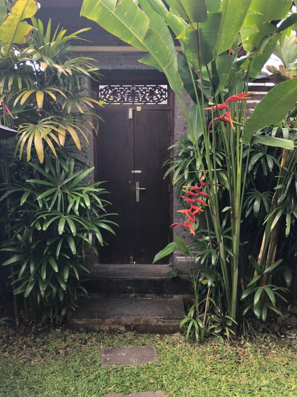 Villa Ariana Seminyak Exteriör bild